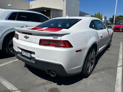 Summit White 2015 Chevrolet Camaro 2SS