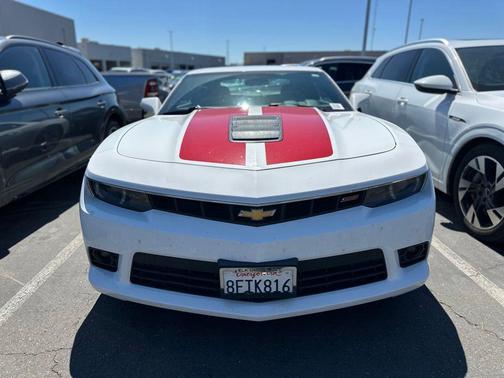 Summit White 2015 Chevrolet Camaro 2SS