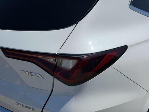 Platinum White 2026 Acura MDX Advance Package