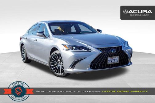 2025 Lexus ES 300h Base