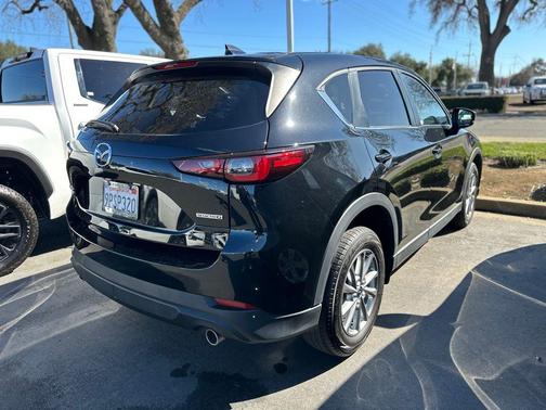 2023 Mazda CX-5 2.5 S Preferred Package