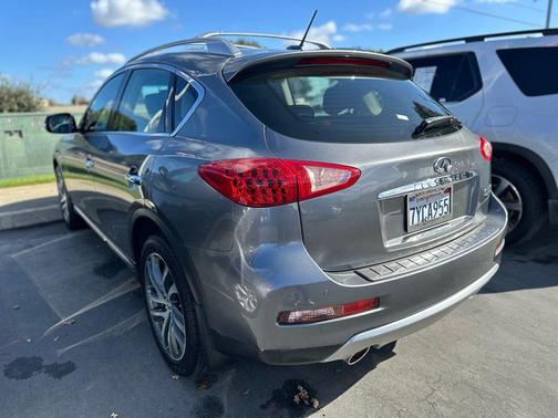 2017 INFINITI QX50 Base