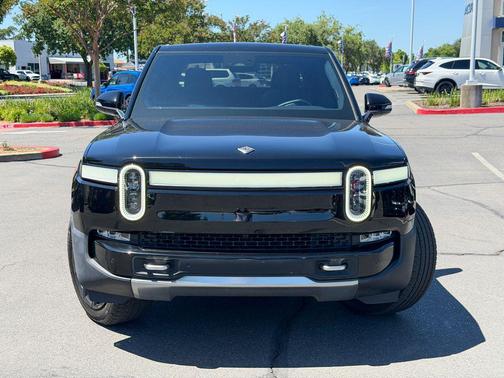Midnight 2023 Rivian R1T Adventure Quad Motor Large Pack