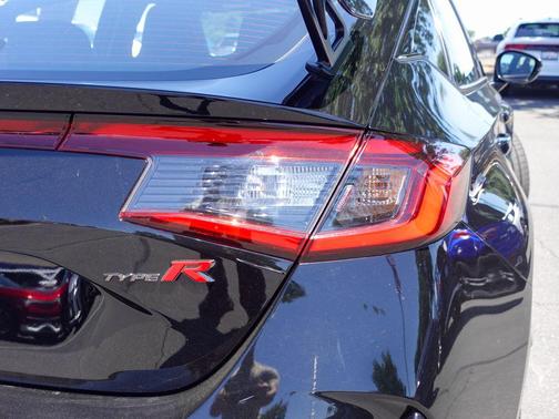Crystal Black Pearl 2023 Honda Civic Type R Touring
