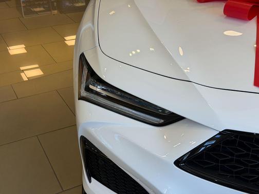 Majestic Black Pearl 2023 Acura TLX Type S