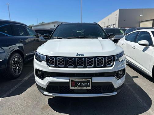 Bright White Clearcoat 2024 Jeep Compass Limited