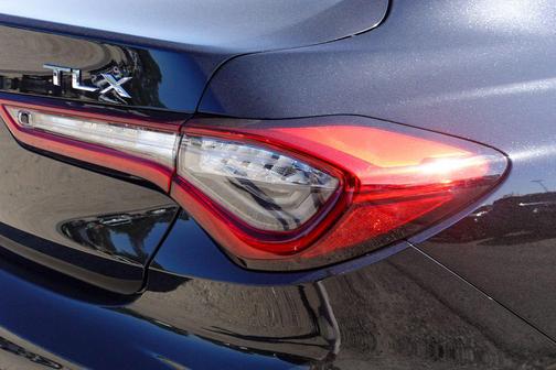 2025 Acura TLX Technology