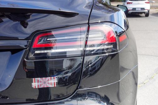 2023 Tesla Model S Plaid