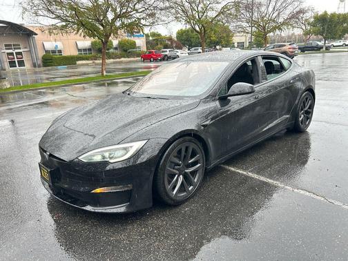 2023 Tesla Model S Plaid