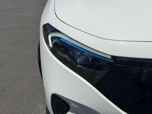Polar White 2024 Mercedes-Benz EQB 250 Base
