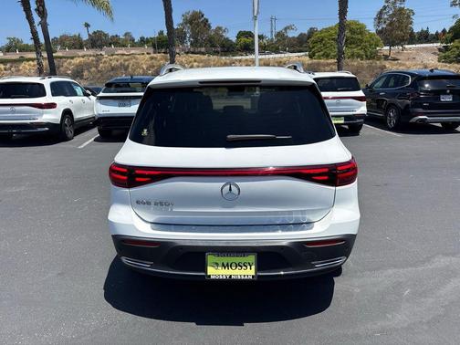 Polar White 2024 Mercedes-Benz EQB 250 Base