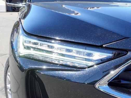 2023 Acura MDX Advance Package