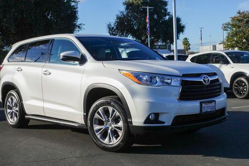 2014 Toyota Highlander LE Plus