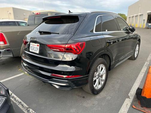 2022 Audi Q3 45 S line Premium