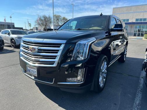 2019 Cadillac Escalade Platinum