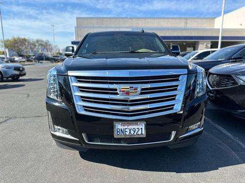 2019 Cadillac Escalade Platinum