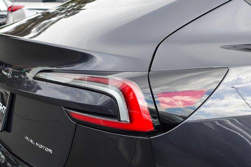 2024 Tesla Model 3 Long Range