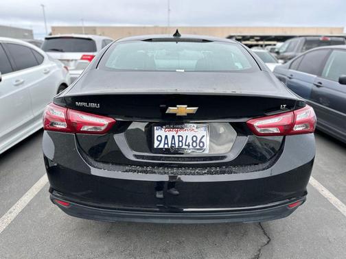 2022 Chevrolet Malibu FWD LT