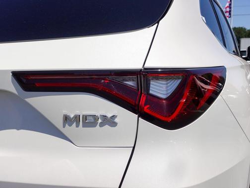Platinum White Pearl 2025 Acura MDX Technology Package