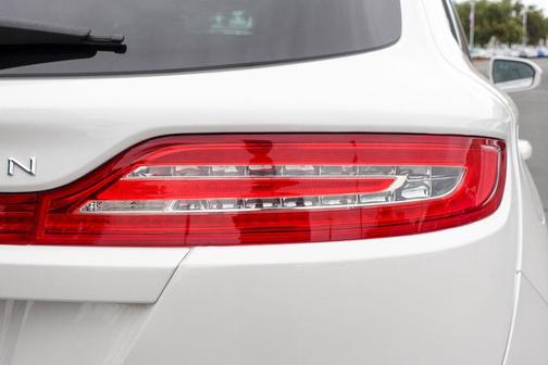 2017 Lincoln MKC Select