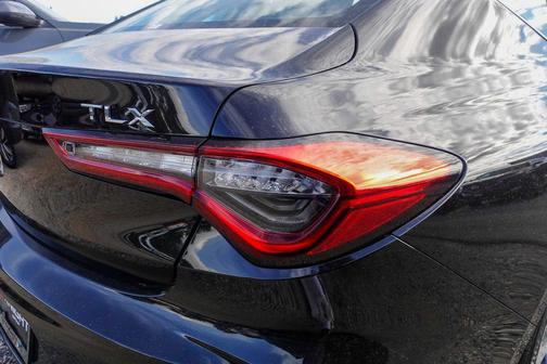 2025 Acura TLX Technology