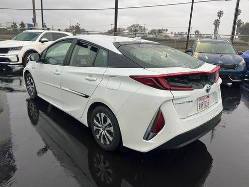 2022 Toyota Prius Prime XLE