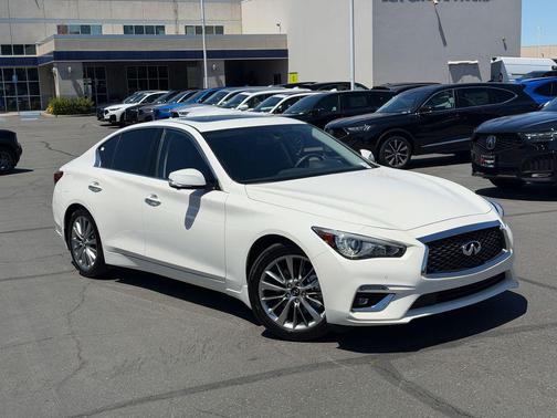 Majestic White 2024 INFINITI Q50 3.0t LUXE