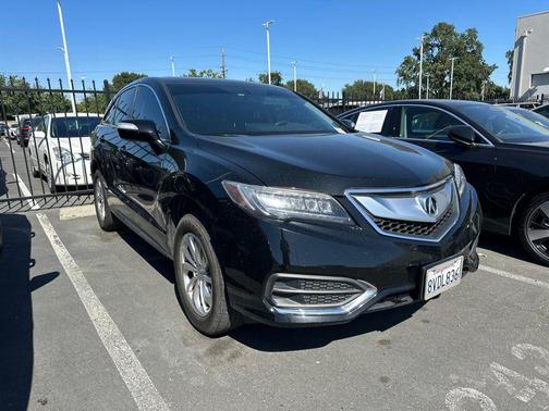 Crystal Black Pearl 2018 Acura RDX Technology Package