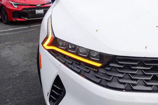 2023 Kia K5 LXS
