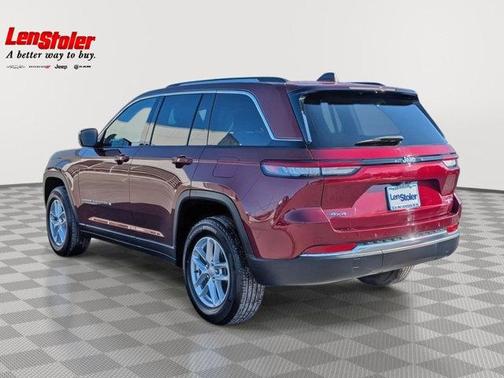 2023 Jeep Grand Cherokee Laredo