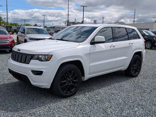 2017 Jeep Grand Cherokee Altitude