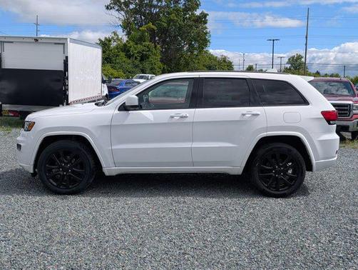 2017 Jeep Grand Cherokee Altitude