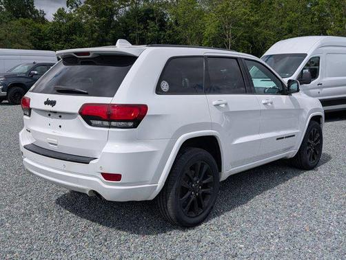 2017 Jeep Grand Cherokee Altitude