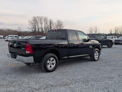 2024 RAM 1500 Classic SLT