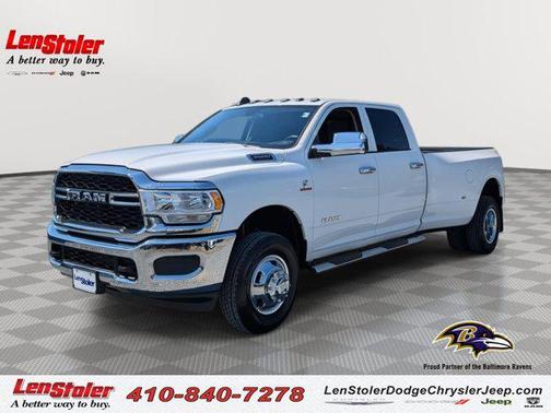 2019 RAM 3500 Tradesman Crew Cab 4x4 8' Box