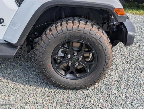 2025 Jeep Gladiator High Tide