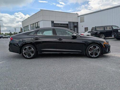 2021 Kia K5 EX