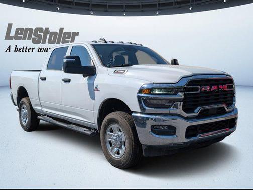 2025 RAM 2500 Tradesman Crew Cab 4x4 6'4' Box