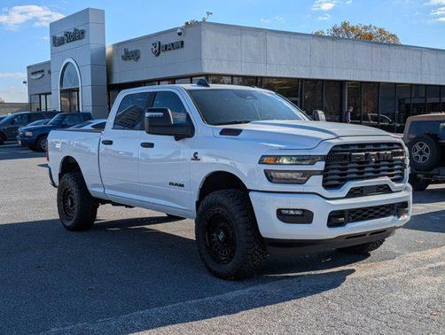 2025 RAM 2500 Big Horn Crew Cab 4x4 6'4' Box