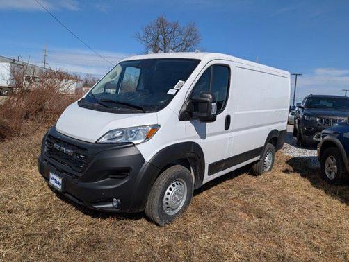 2025 RAM ProMaster 1500 Low Roof