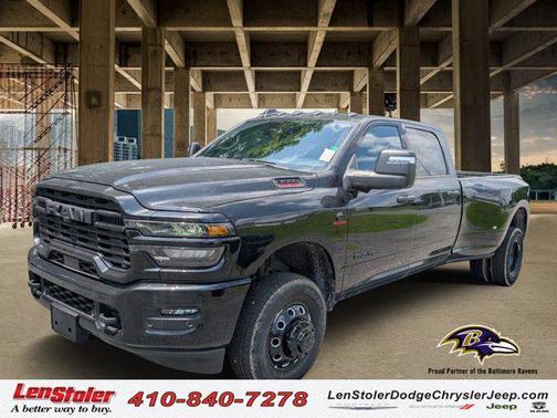 2025 RAM 3500 Big Horn Crew Cab 4x4 8' Box