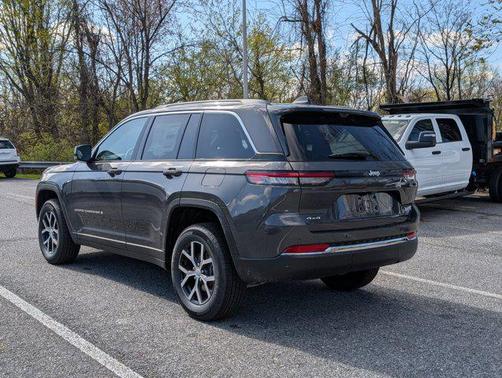 2025 Jeep Grand Cherokee Limited X