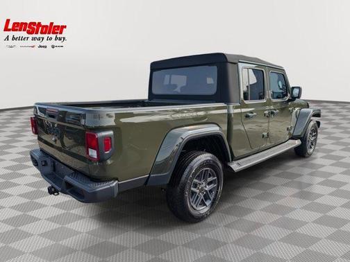 2024 Jeep Gladiator Sport S