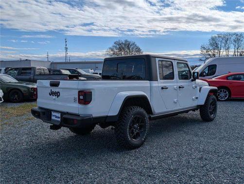 2026 Jeep Gladiator Willys 4x4