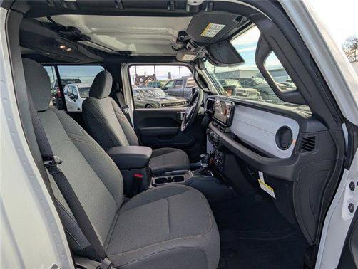 2026 Jeep Gladiator Willys 4x4