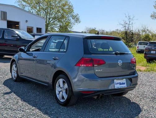 2017 Volkswagen Golf TSI SE 4-Door