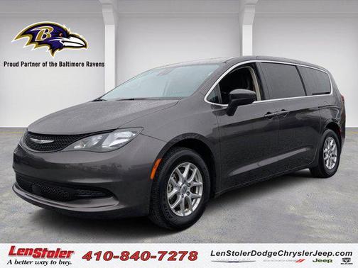 2023 Chrysler Voyager LX