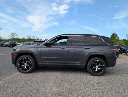 2022 Jeep Grand Cherokee 4xe Summit Reserve