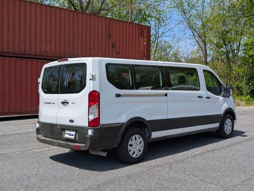 2022 Ford Transit-350 XLT