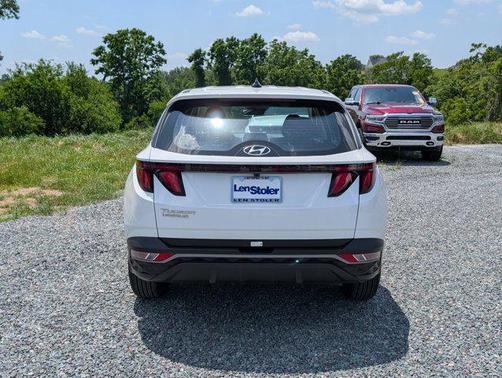 2024 Hyundai TUCSON SE